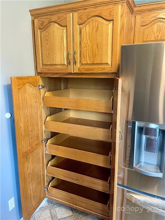 1255 Colonial Rd, Clover, SC 29710 - photo 6