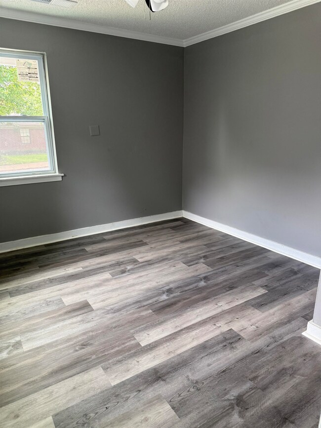 778 N Montgomery St, Memphis, TN 38107 - photo 6