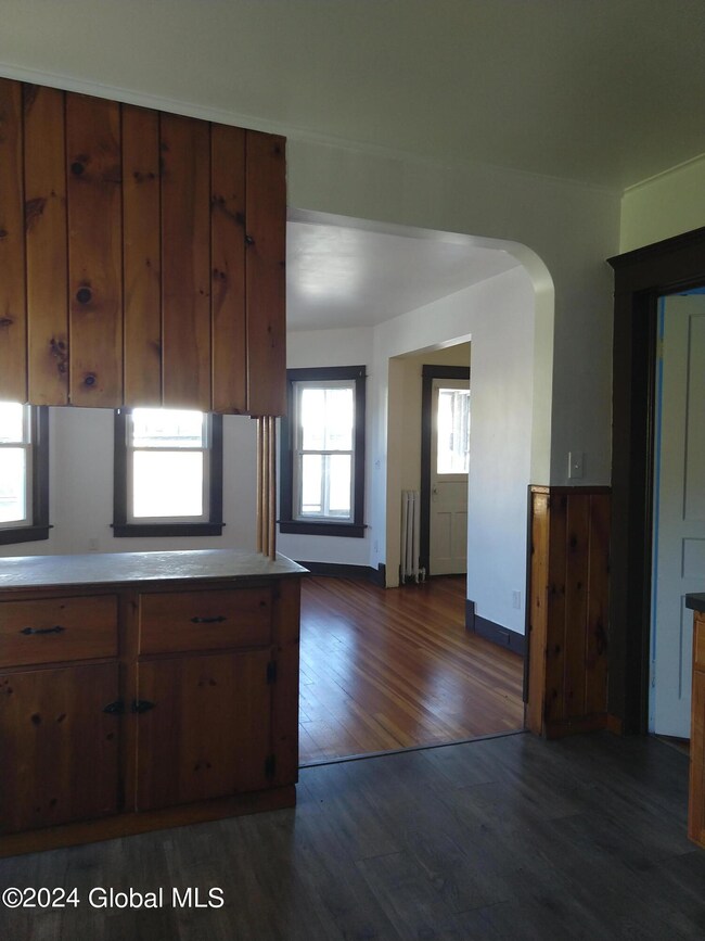 1 Columbia St unit 2, Schenectady, NY 12308 - photo 6