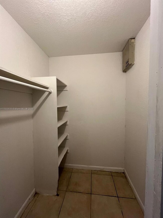 4160 NW 21st St unit F211, Lauderhill, FL 33313 - photo 5