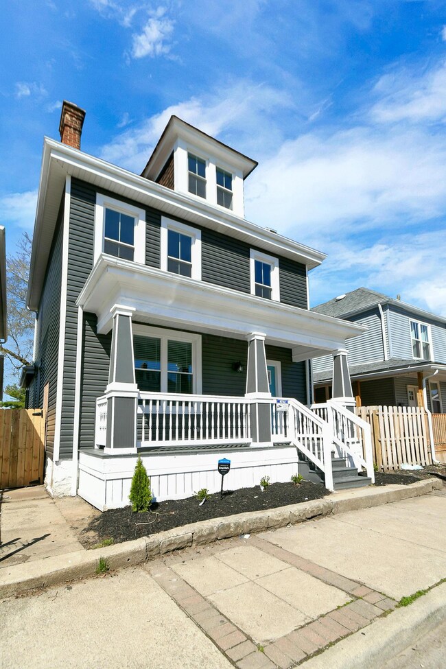 1585 S 4th St. Columbus OH 43207-3