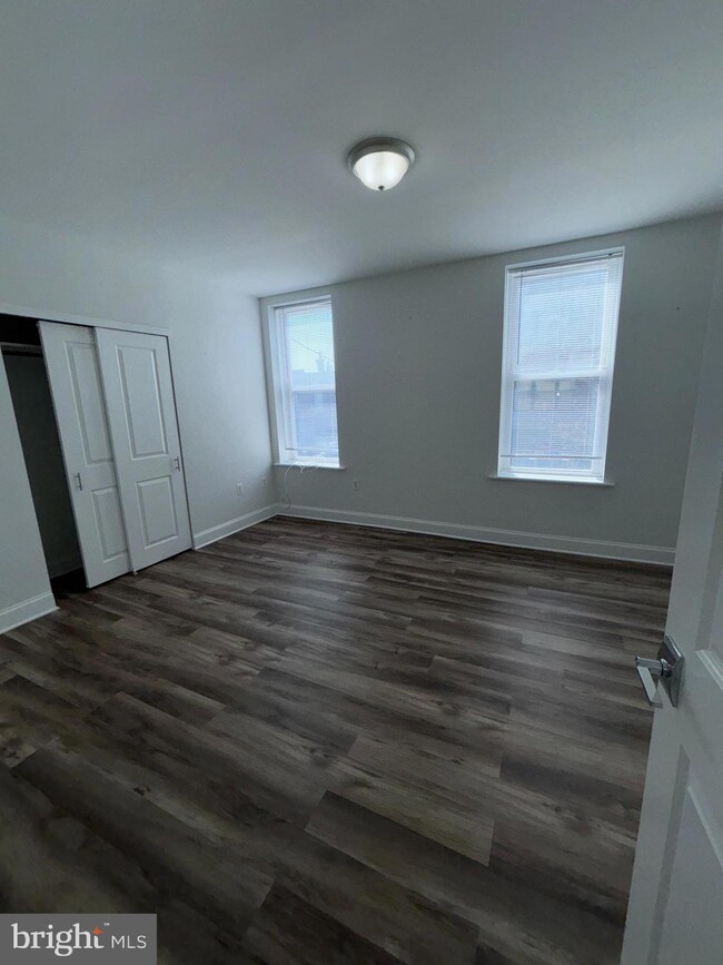 1221 Snyder Ave unit 2, Philadelphia, PA 19148 - photo 7