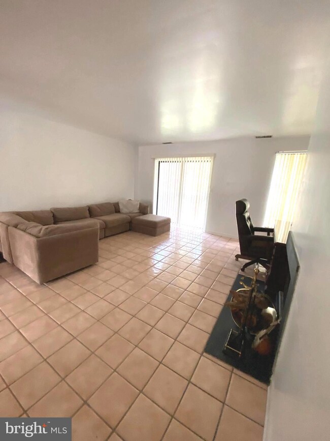 56 Paladin Dr, Wilmington, DE 19802 - photo 3