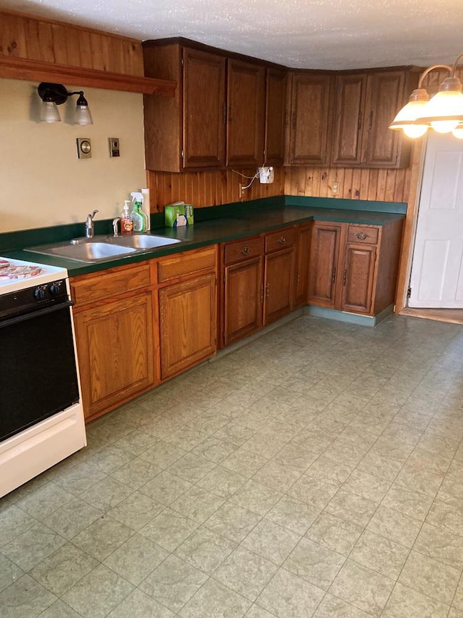 104 Wallace Hill Rd, Plattsburgh, NY 12901 - photo 3