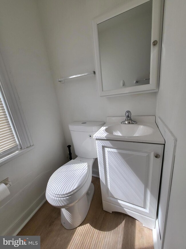 327 N Burlington St unit 2, Gloucester City, NJ 08030 - photo 7