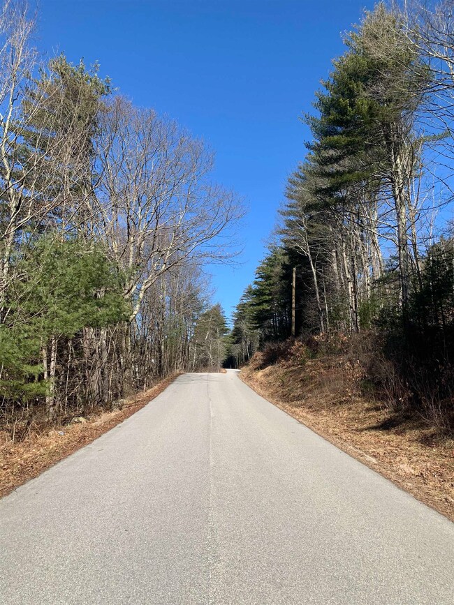 9 Scotland Rd, Winchester, NH 03470 - photo 2