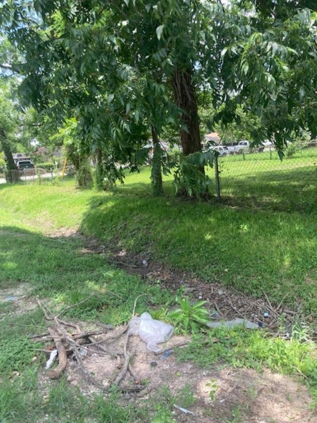 2502 Mayview Dr, Houston, TX 77091 - photo 7