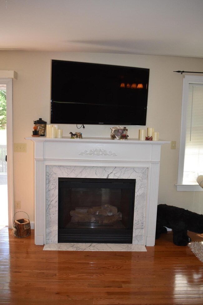 104 Husson Rd, Milford, PA 18337 - photo 4