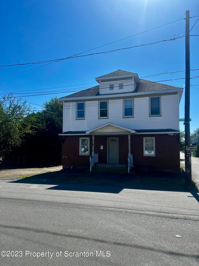 611 Philo St, Scranton, PA 18508 - photo 4