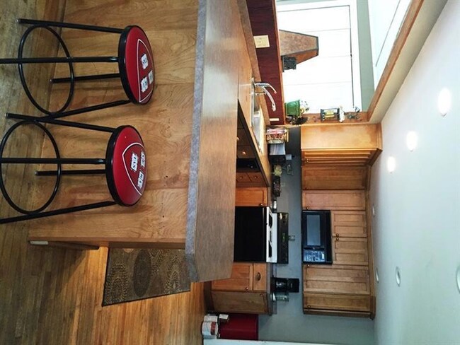 1533 Westbrook St, Portland, ME 04102 - photo 5