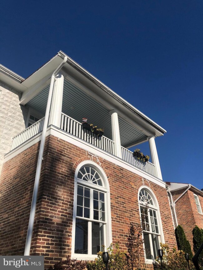 411 N Loudoun St unit 105, Winchester, VA 22601 - photo 4