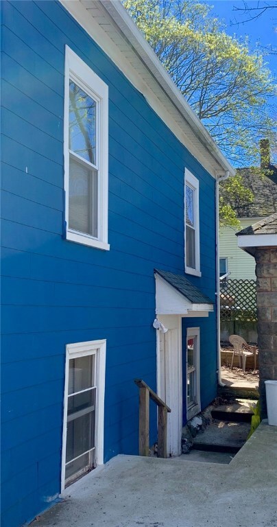 109 Willow St, Woonsocket, RI 02895 - photo 2