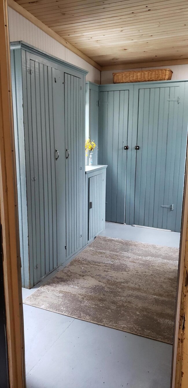 Breezeway/Mudroom