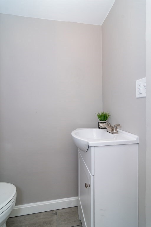 8 South St unit 2, Ashland, MA 01721 - photo 4