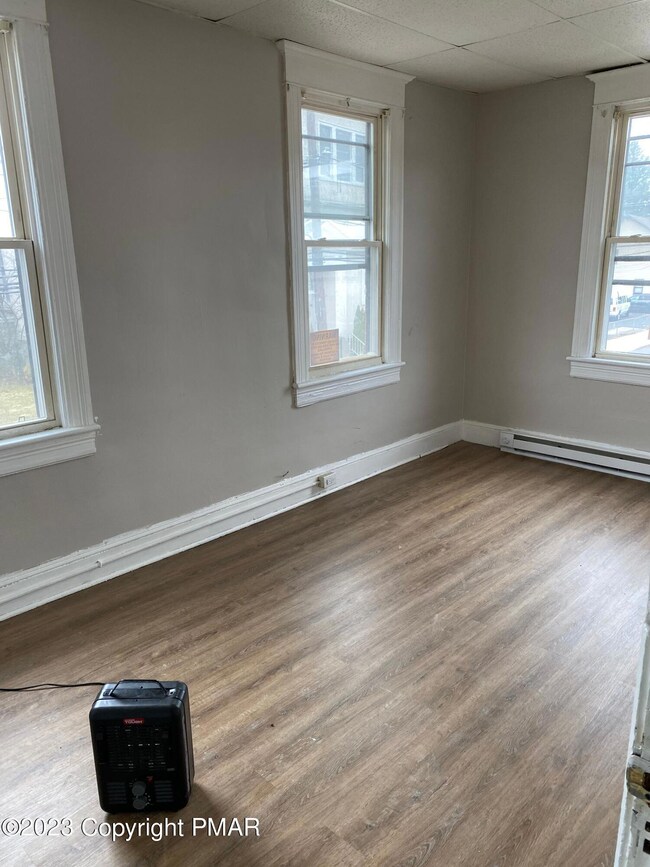 300 William St unit 2nd Floor, Scranton, PA 18508 - photo 7