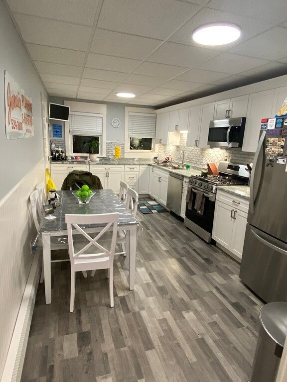 8 Custer St unit 1, Jamaica Plain, MA 02130 - photo 4