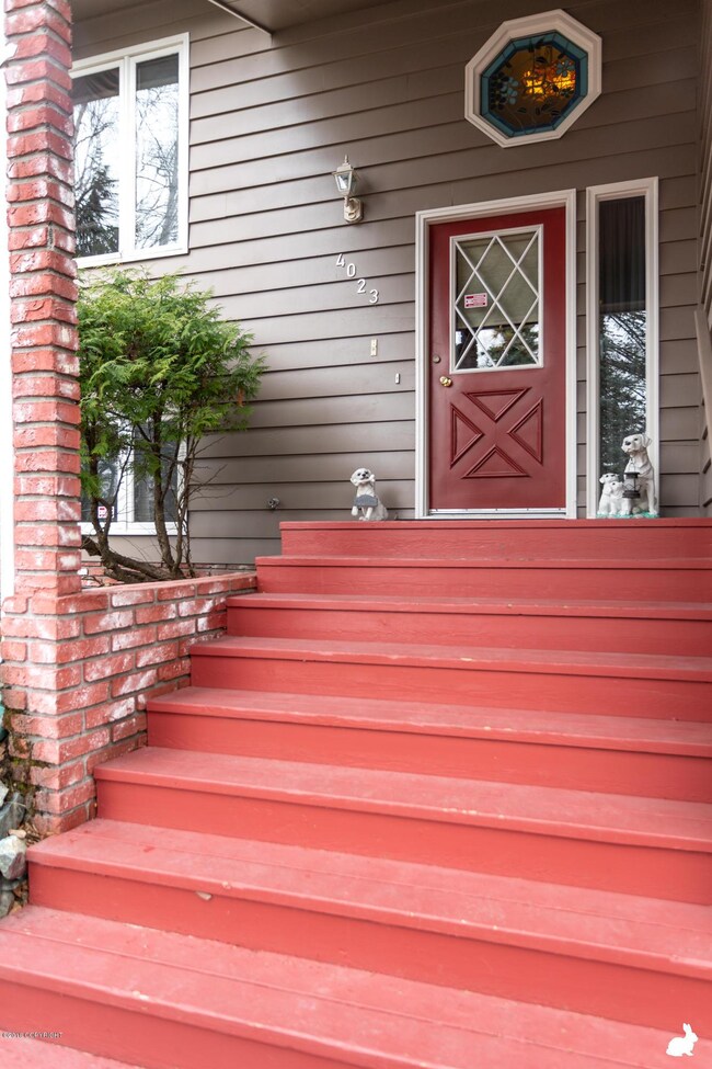 5_EntranceExterior
