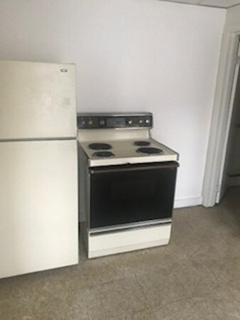 17 Asinof Ave unit 3R, Chicopee, MA 01013 - photo 5