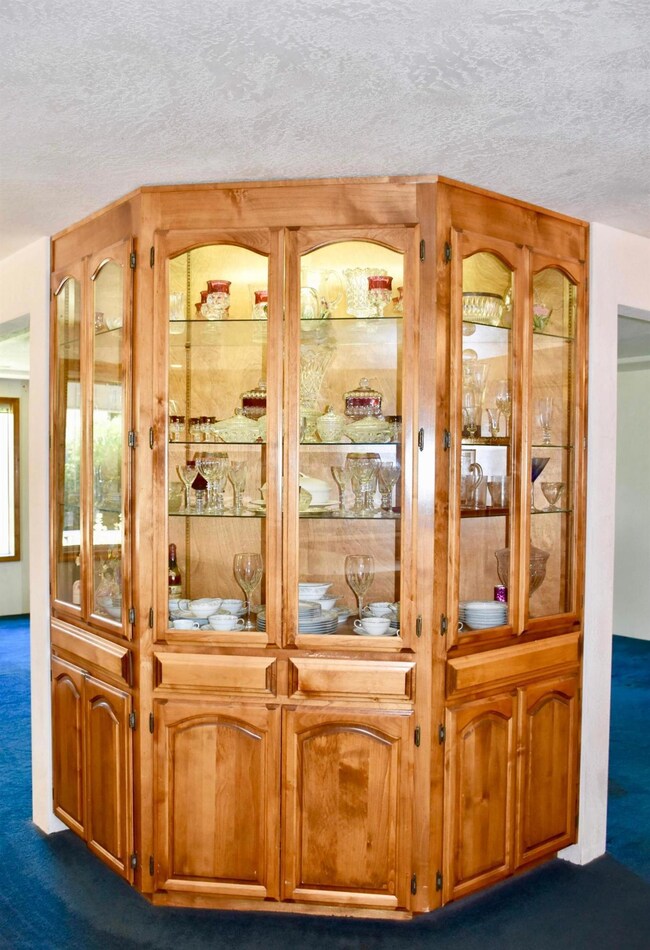 1211 Paulita Dr, Medford, OR 97504 - photo 6