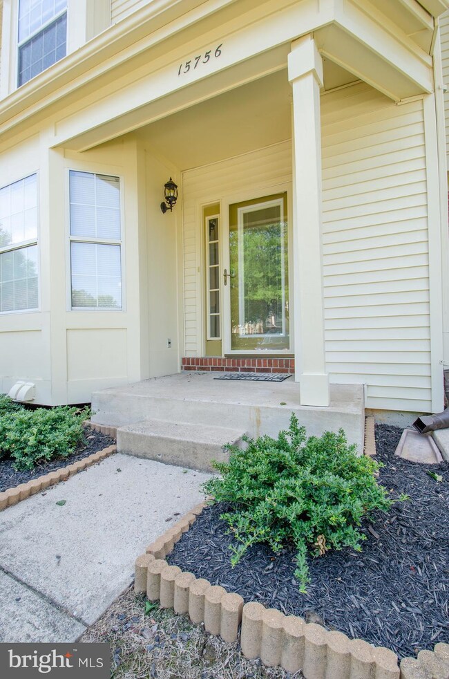 15756 Widewater Dr, Dumfries, VA 22025 - photo 3