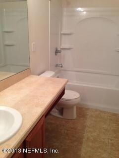 8866 Inlet Bluff Dr, Jacksonville, FL 32216 - photo 7