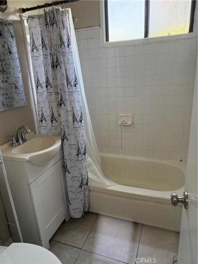 4611 W 152nd St unit 1/2, Lawndale, CA 90260 - photo 4