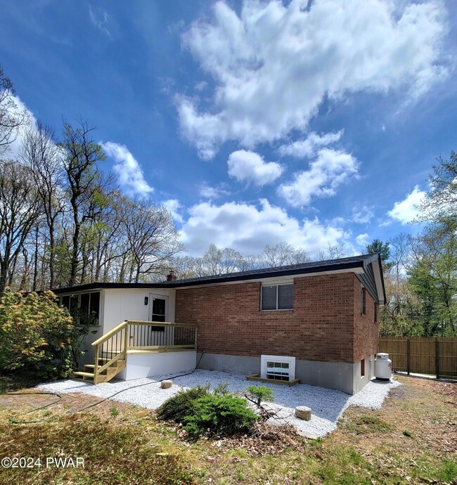 251 Marcel Dr, Dingmans Ferry, PA 18328 - photo 7