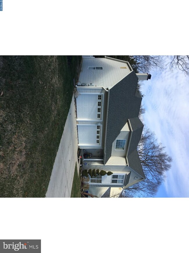 22 Nursery Ct, Glassboro, NJ 08028 - photo 3