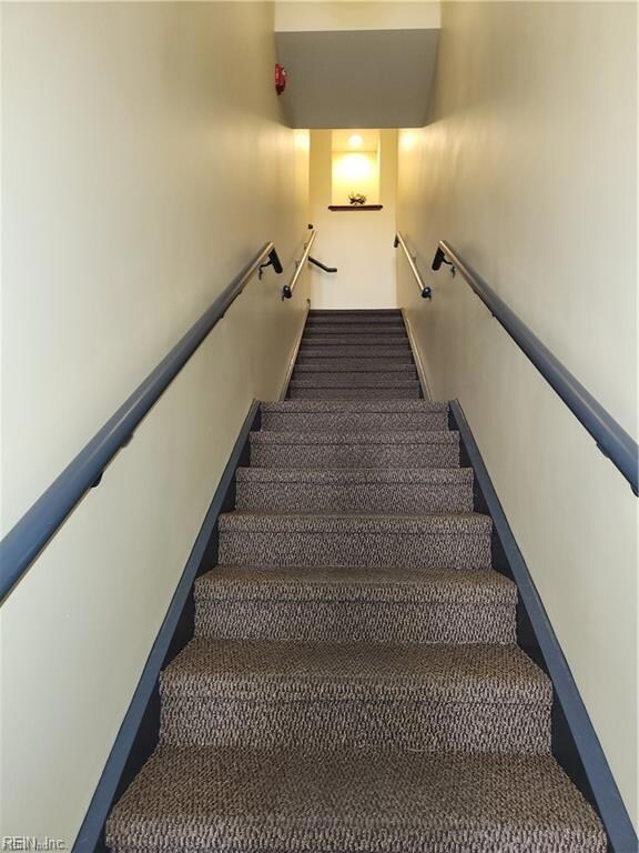 426 Granby St unit 2B, Norfolk, VA 23510 - photo 3