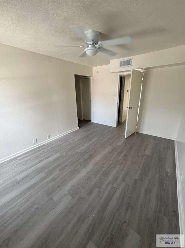 1900 University Blvd unit 4014, Brownsville, TX 78520 - photo 7