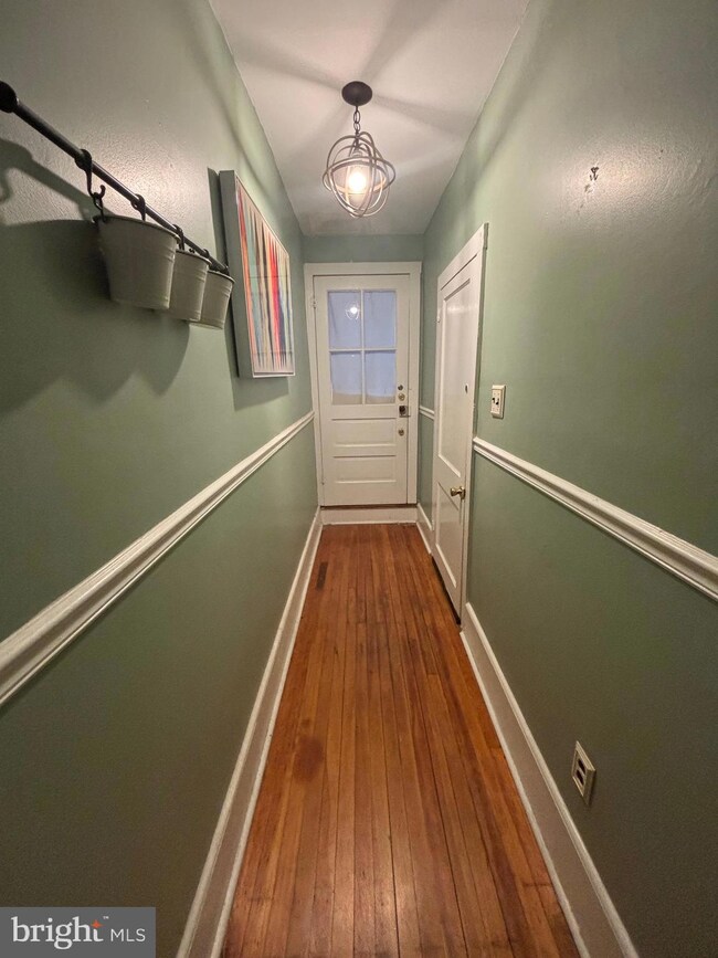 1819 Gilpin Ave unit 2, Wilmington, DE 19806 - photo 2