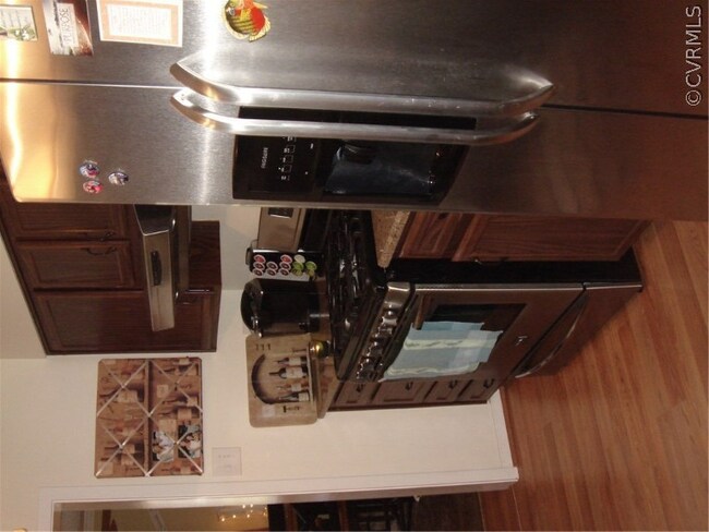 Kitchen with stainless steel appliances - gas stov