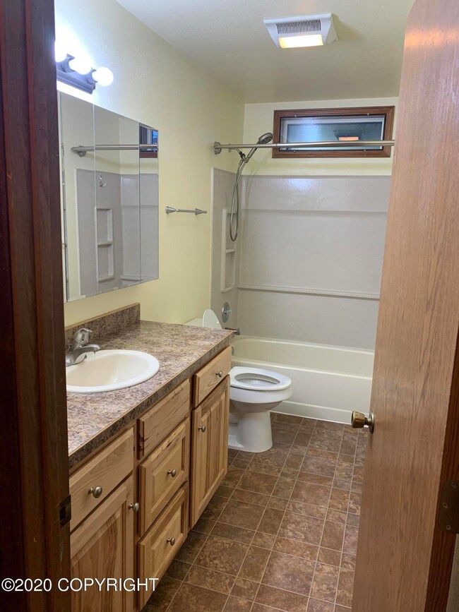 4500 S McKechnie Loop unit A, Palmer, AK 99645 - photo 5