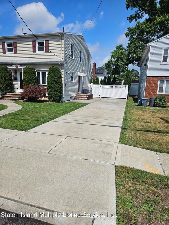 frontofhouse3