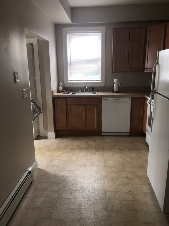 206 Washington St unit 1, Quincy, MA 02169 - photo 3