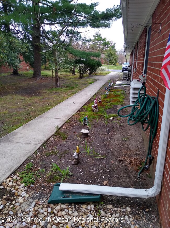 Sidewalk from front to back