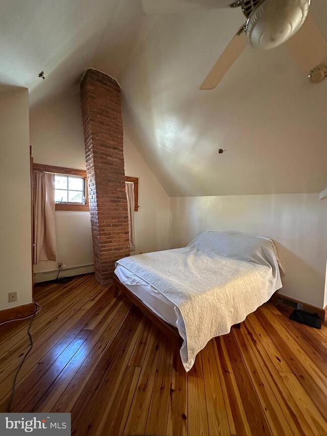 230 W Main St unit C, Purcellville, VA 20132 - photo 4