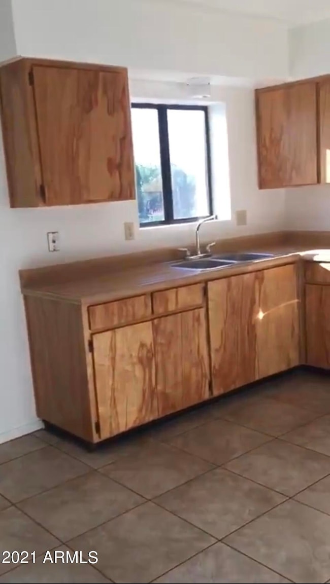 438 Avenida Oriol, Rio Rico, AZ 85648 - photo 3