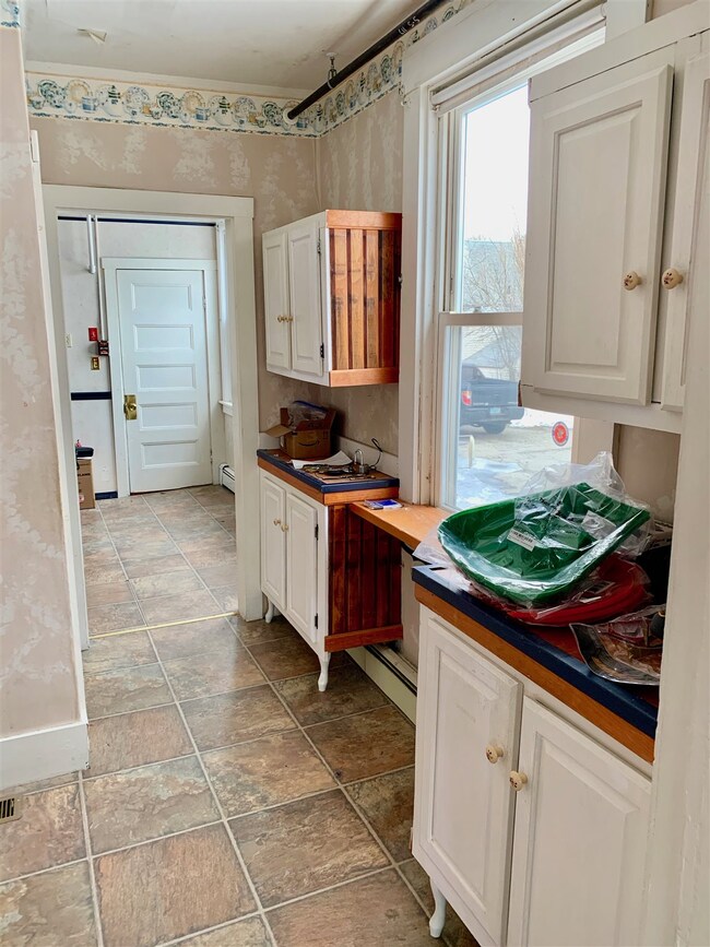 178 Main St, Colebrook, NH 03576 - photo 3