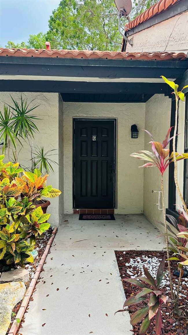 15210 SW 48th Terrace unit G83, Miami, FL 33185 - photo 5