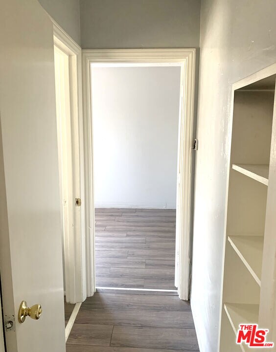 4814 W 17th St unit 1/4, Los Angeles, CA 90019 - photo 2