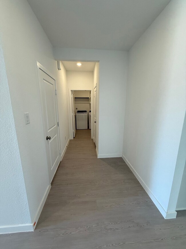 1983 Glacier Gorge Trail, Dayton, TX 77535 - photo 4