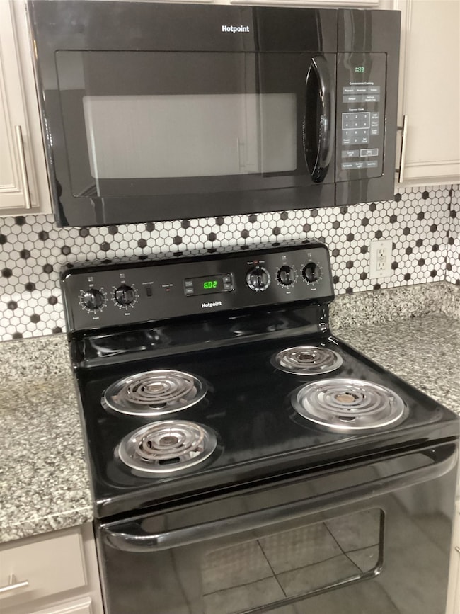 1175 Tomahawk Dr, Dallas, TX 75253 - photo 4