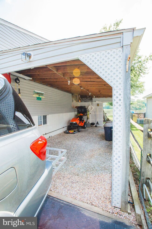 6821 S River Dr, Middle River, MD 21220 - photo 3