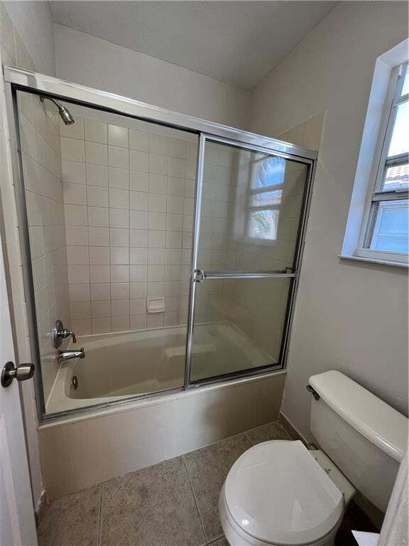 3271 Laurel Ridge Cir, Riviera Beach, FL 33404 - photo 5