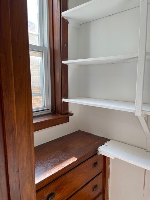 5358 W Wellington Ave unit 1, Chicago, IL 60641 - photo 2