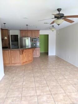 Open concept living room/kitchen