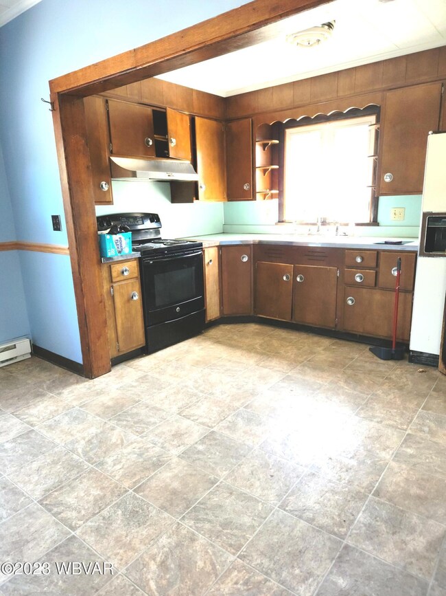 259 S Main St, Hughesville, PA 17737 - photo 4