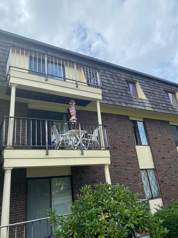 4700 N Main St unit 2F, Fall River, MA 02720 - photo 2