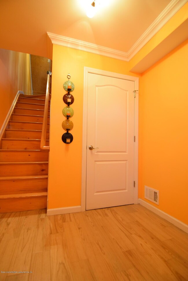 (2) Entry Foyer